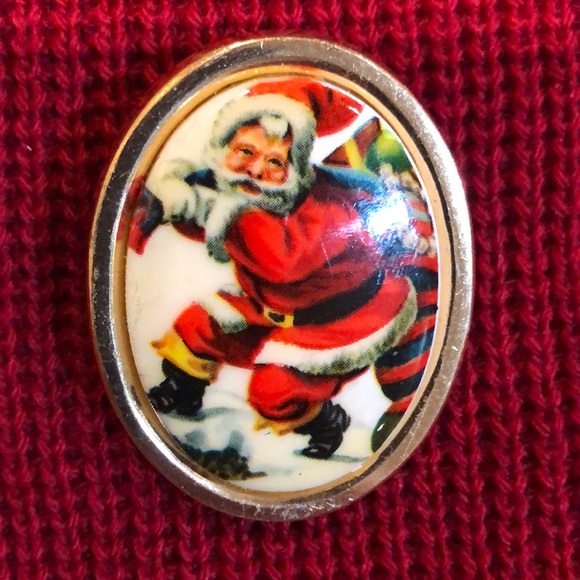 Jewelry - Vintage Santa Brooch
